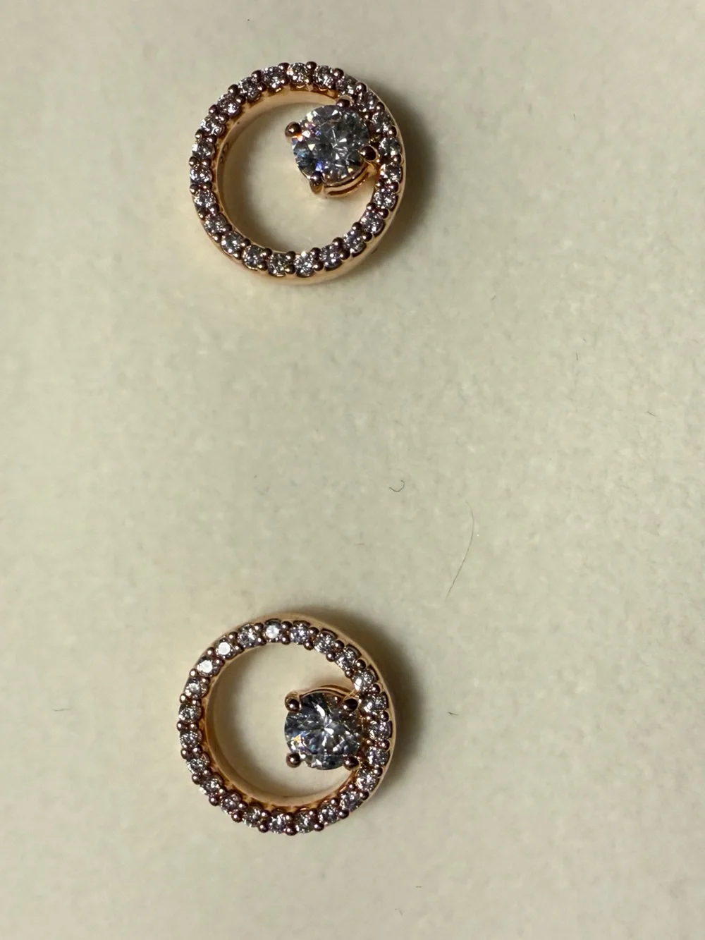 Swarovski Constella Stud Earrings Rose Gold White 5692263 NWOT Box